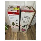 PAIR OF ASHLAND CHRISTMAS PRE-LIT RIVERSIDE CHRIST
