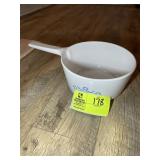 CORNING 2.5 QT POT