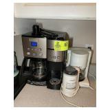 GROUP INCLUDING CUISINART COFFEE MAKER, COFFEE BEA