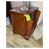 ONE DOOR SIDE TABLE WITH MAGAZINE RACK, 13.5 IN X