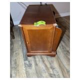ONE DOOR SIDE TABLE WITH MAGAZINE RACK, 13.5 IN X