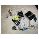 GROUP OF MISC ITEMS, PORTABLE RADIOS, TALKING CLOC