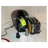 KEURIG AND TOASTER