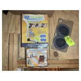 GROUP INCLUDING LIFTING STRAPS AND SLIDERS, LOCATE
