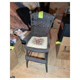 VINTAGE WOODEN HIGHCHAIR, 21 IN SEAT HEIGHT, LOCAT