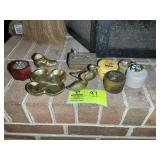 GROUP OF DUCK AND SHIP THEMED ITEMS, SMALL CANISTE