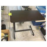 ADJUSTABLE HEIGHT BEDSIDE TABLE