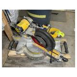 DEWALT 12 IN DOUBLE BEVEL SLIDING COMPOUND MITER S