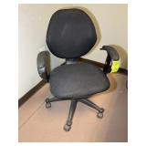 5 STAR BASE UPHOLSTERED SEAT OFFICE CHAIR