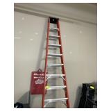 WERNER 12 FT FIBERGLASS STEP LADDER