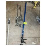 HAUL MASTER CARGO SUPPORT BAR AND LADDER LEVELERS