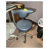 5 STAR BASE VINYL SEAT AND BACK, ARMLESS ANATOMY S