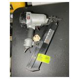 PORTER CABLE PNEUMATIC ANGLE FRAMING NAILER, 34 DE