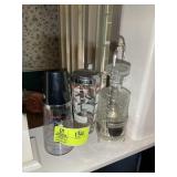 GROUP OF MIXERS, DECANTER