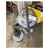 6 GALLON AND SMALL VEHICLE SHOP VAC