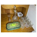 GROUP INCLUDING DECANTER, GLASS WARE, JEWELRY BOX