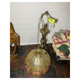 BRASS COLOR TABLE LAMP 29 IN TALL, WITH VINTAGE SE