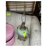 VINTAGE TABLE LAMP, 24 IN TALL