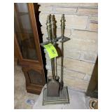 GROUP OF FIREPLACE TOOLS