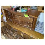 APPEARS TO BE VINTAGE TABLE TOP WOODEN SILVERWARE