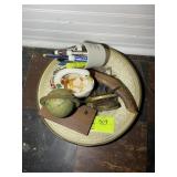 GROUP OF MISC DECORATIVE ITEMS, GOOSE, METAL TRAY,