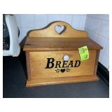 VINTAGE WOODEN BREAD BOX, 19 IN X 11 IN X 13 IN