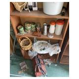 CONTENTS OF SHELVES, INCLUDING COOLER, CHRISTMAS,