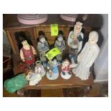 GROUP OF MISC FIGURINES, CHRISTMAS THEMED, CEDAR T