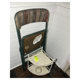 GROUP INCLUDING FOLDING CHAIR AND SMALL CORNER SHE