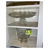 GROUP INCLUDING CLEAR GLASS SERVING DISHES