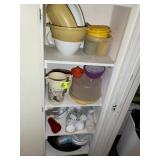 GROUP OF PLASTIC STORAGE CONTAINERS, CAKE CARRIER,