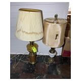TWO VINTAGE GLASS AND METAL BASE TABLE LAMPS, 38 I