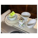 MISC GROUP OF PLATES, GRAVY BOAT, ETC