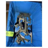 TOTE WITH FOLDING PLATE STANDS, VARIOUS SIZES, COL