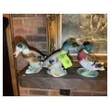 GROUP OF DECORATIVE DUCK FIGURINES, ONE REPAIRED