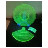 GROUP INCLUDING URANIUM GLASS IMPERIAL GLASS HOMES