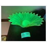 LARGE URANIUM GLASS CENTER PIECE BOWL WITH RUFFLED