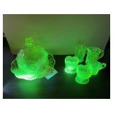 GROUP OF URANIUM GLASS ITEMS, CHEESE DISH, SMALL C