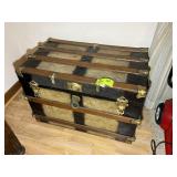 LARGE DECORATIVE CHEST, 33.5 IN X 20.5 IN X 22 IN