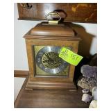 HOWARD MILLER WOOD CASED MANTLE CLOCK MODEL 612-72