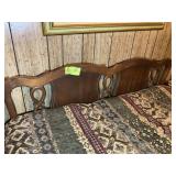FULL/QUEEN HEADBOARD WITH METAL FRAME