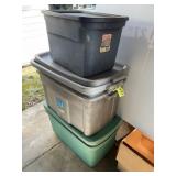 GROUP OF FIVE STORAGE TOTES 20 AND 30 GALLONS