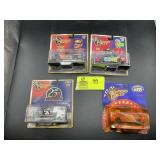 GROUP OF 4 WINNERS CIRCLE DOUBLE PLATINUM 1/43 IN