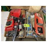 GROUP INCLUDING VINTAGE MODEL CARS/PARTS, 69 CAMAR
