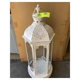 LARGE FARMHOUSE/RUSTIC STYLE DECORATIVE LANTERN, A