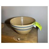 VINTAGE CERAMIC STYLE MIXING BOWL, MARKED 6 AND 42