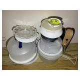 GROUP OF PLASTIC STORAGE CONTAINERS