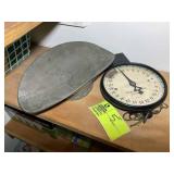 VINTAGE HANGING SCALE WITH METAL BASKET