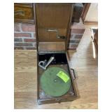 VINTAGE VICTROLA TALKING MACHINE CO. VICTROLA NO.