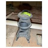 CAST IRON SALESMAN SAMPLE WOOD STOVE. APPROX 13 IN